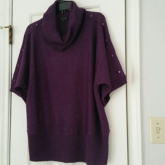 Ladies Sweater - Picture 3 of 4